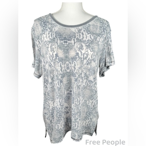 Free People | Tourist Crew Neck Tee Gray Snake Print - Picture 5 of 11